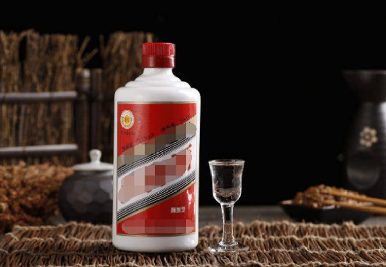 為什么茅臺(tái)酒玻璃瓶是乳白色的，而不是透明的？大多數(shù)人都不知道